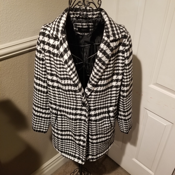 Papaya Weekend Black & White  Coat Size 8 with Pockets - Picture 2 of 9